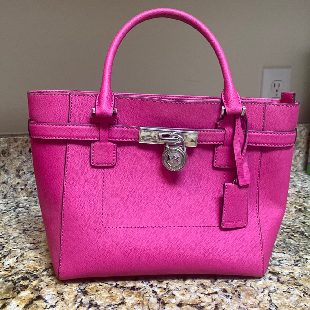 Michael Kors Hot Barbie PINK Hand Bag - LIKE NEW 👛